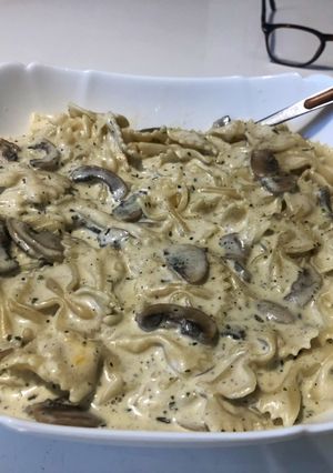 A picture of Mushroom Farfalle.