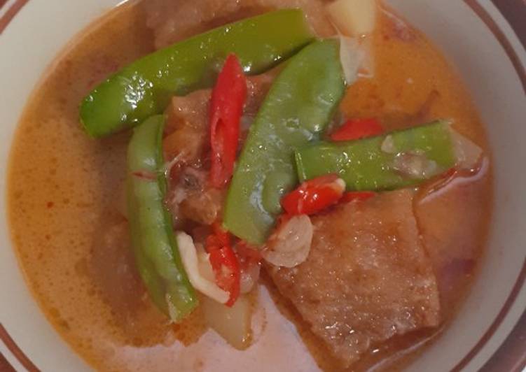 Cara Gampang Membuat Sayur Krecek, Enak Banget