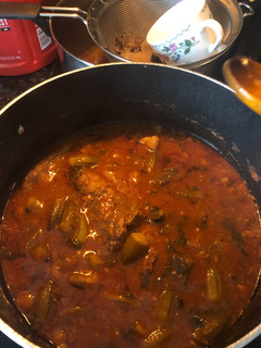 A picture of Okra with lamb chop.