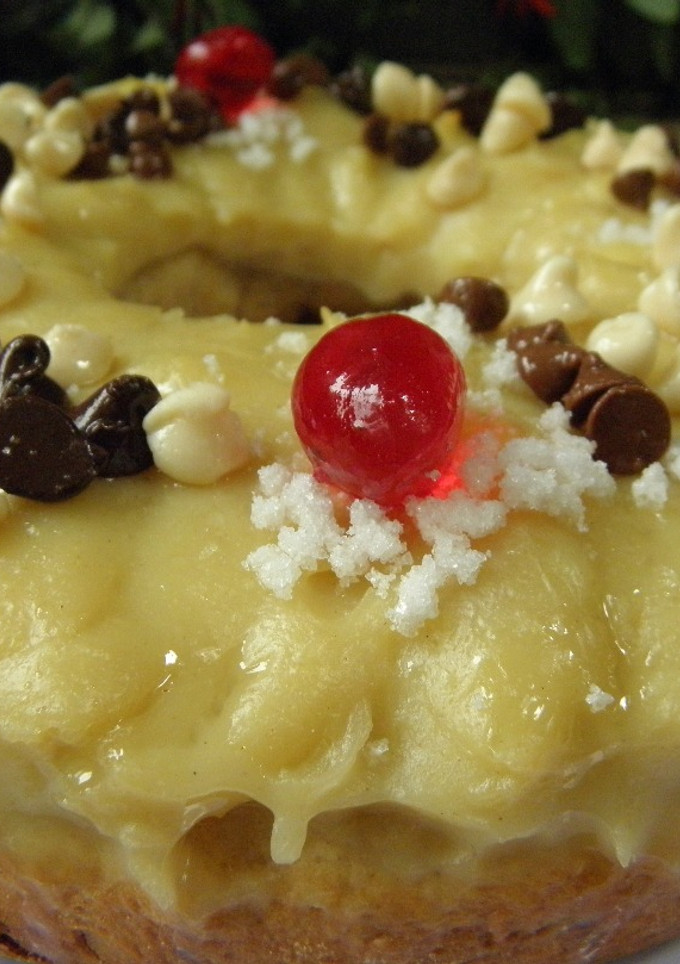 Una foto de Rosca de Reyes y Pascua