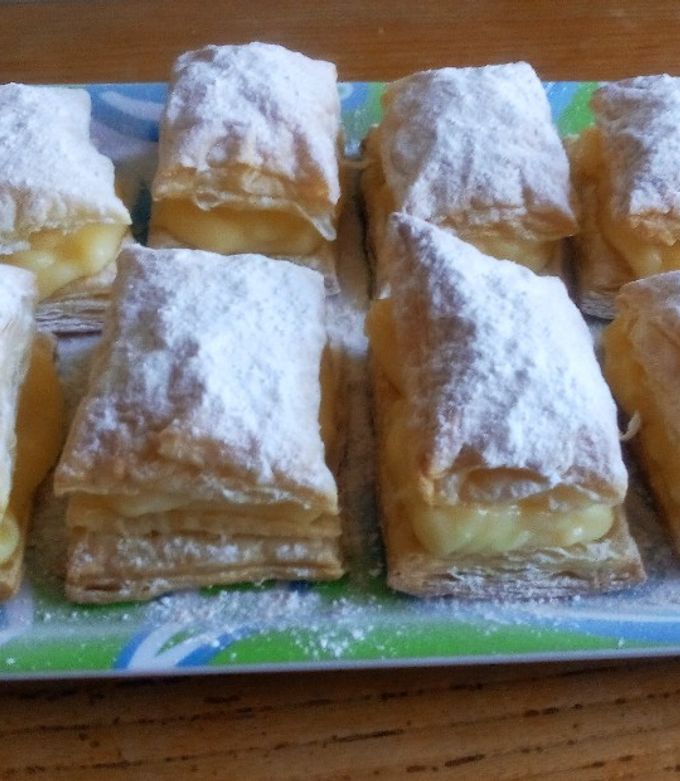 Foto principal de Hojaldres con crema pastelera