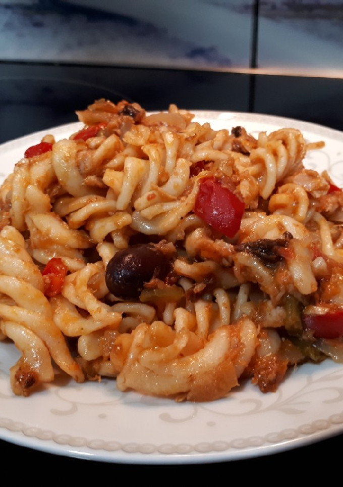 Una foto de Pasta con atún