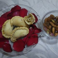 A picture of Aryfried Khoya-Dryfruits Gujiya.