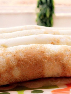 A picture of Rolled pancake.
