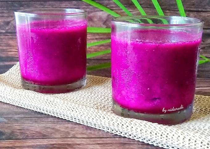 Resep Smoothies Buah Naga Dan Pisang Oleh Nidarudi Cookpad