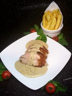 Una foto de Solomillo de cerdo con salsa Roquefort 😋