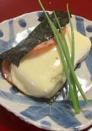 A picture of Cheese Mochi (Rice Cake).