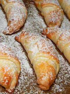 Házi túrós kifli recept fotója