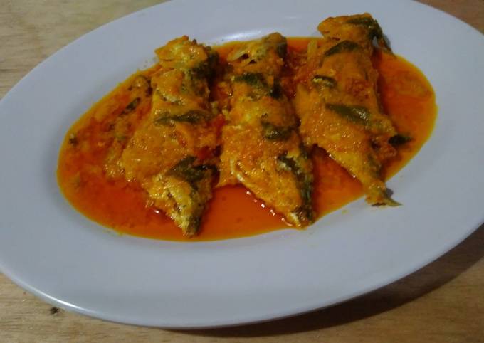 Panduan Masakan Resep Pesmol ikan gembung