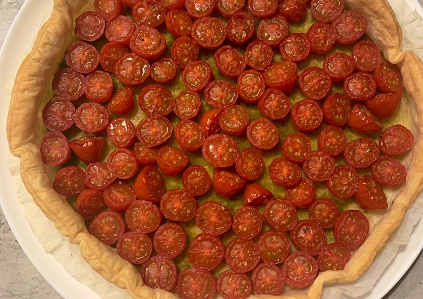 Tarte fine tomate cerise pesto