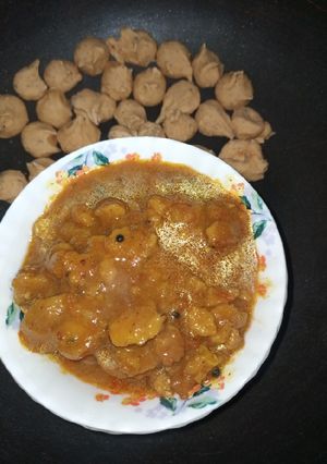 इंस्टेंट बड़ी की सब्जी (instant badi ki sabzi recipe in Hindi) रेसिपी मुख्य फोटो