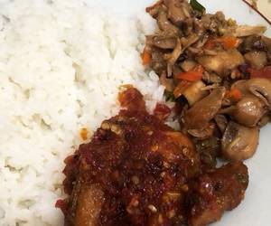 Cara Cepat Tumis jamur amp ayam suwir saos tiram Lezat Mantap Cara Cepat Tumis jamur amp ayam suwir saos tiram Lezat Mantap
