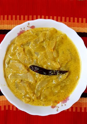 শসা দুধ শুক্তো রেসিপির প্রধান ছবি