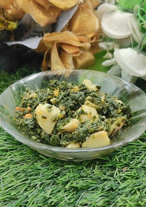 A picture of Aloo methi.