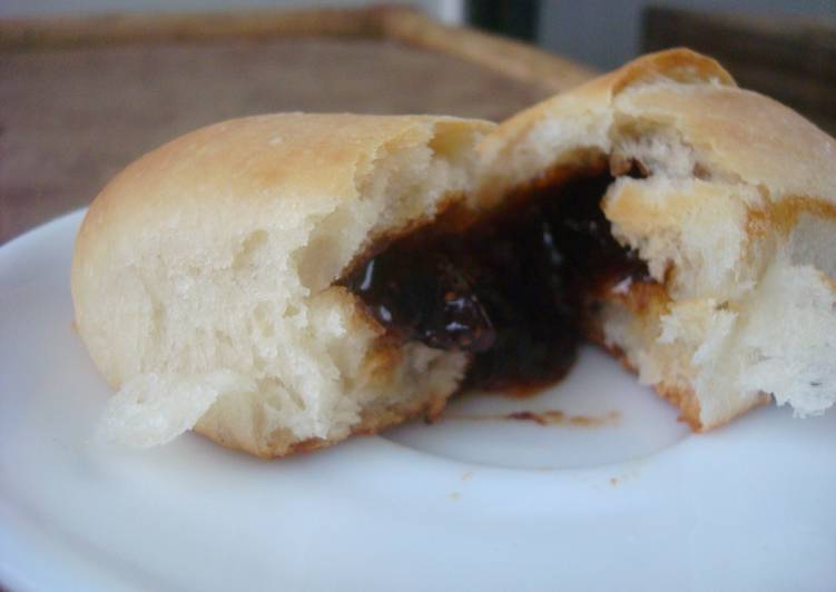 Buchty (Sweet Jam-Filled Buns)