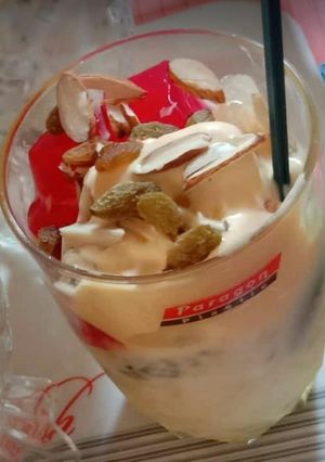 A picture of Faluda ice cream.