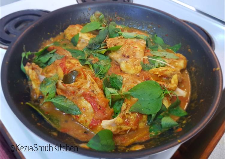 Recipe of Favorite Ikan woku (fish in herbal curry)