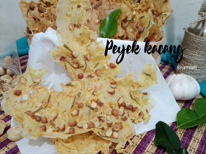 Anti Ribet, Bikin 8. Peyek kacang renyah Bahan Sederhana