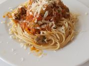 A picture of pasta with minced meat