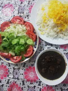 عکسی از دستور فسنجون با گوشت قلقلی