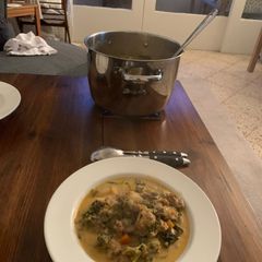 A picture of Tuscan Soup.