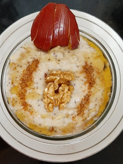 A picture of Apple Oats Porridge.