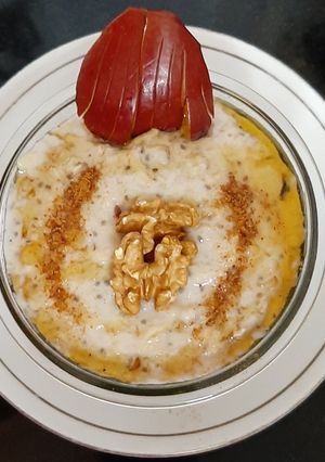 A picture of Apple Oats Porridge.