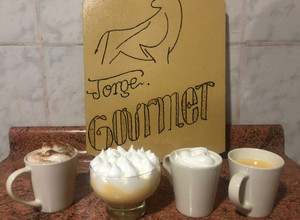 Una foto de Suspiro Limeño con Merengue Italiano