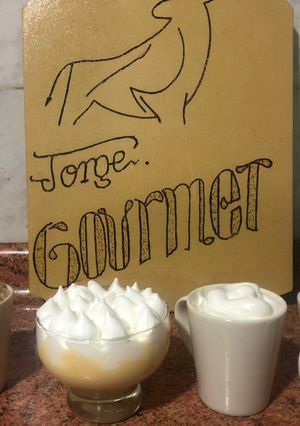 Una foto de Suspiro Limeño con Merengue Italiano