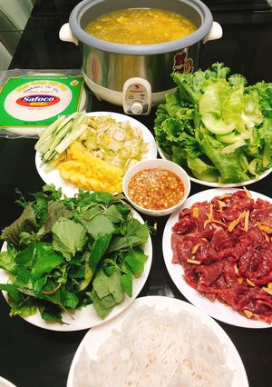 Hình của món Bò nhúng giấm.