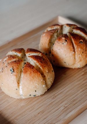 Foto resep Korean cream cheese and garlic bread