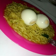 A picture of 2. Indomie mai Daddawa.