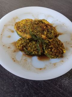 પાત્રા (Patra Recipe In Gujarati) રેસીપી મુખ્ય ફોટો