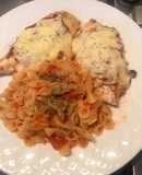 Ức gà nướng ăn với macaroni