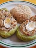 Chayotes rellenos de requesón con champiñones
