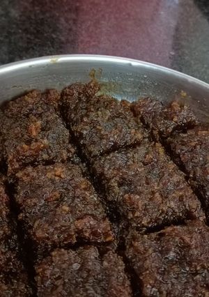 பலாப்பழ தேங்காய் பர்பி(jackfruit coconut burfi recipe in tamil) செய்முறை முக்கிய புகைப்படம்