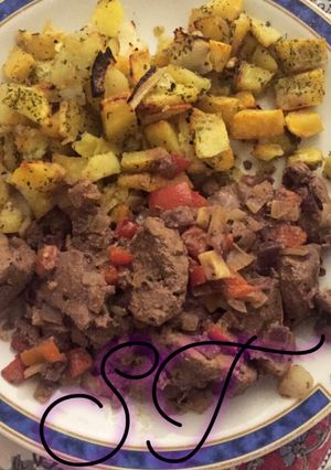 Una foto de Hígado salteado con vegetales