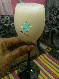 A picture of Banana smoothie.