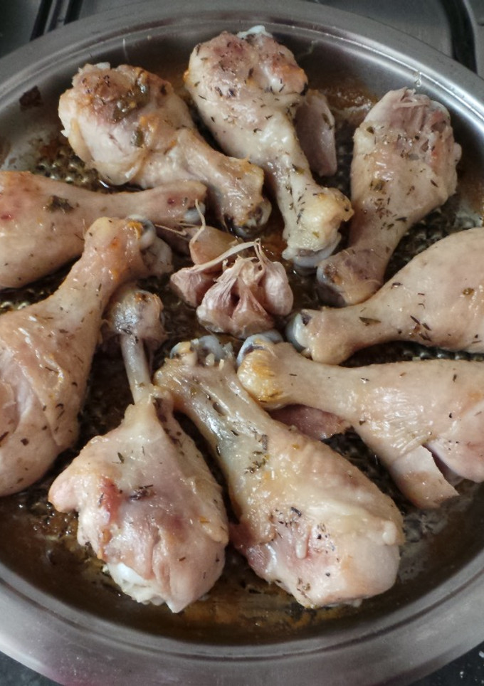 Una foto de Jamoncitos de pollo a las hierbas