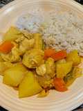 Pollo al curry (Kare raisu)