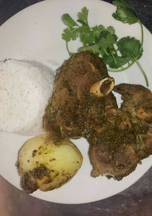 Una foto de Cordero al cilantro
