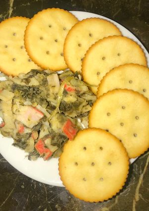 A picture of Spinach & Crab Dip.