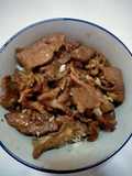 หมูกระเทียม
