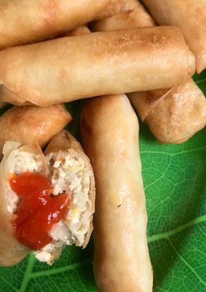 Foto resep Lumpia Isi Tahu Bihun Prakteeessss