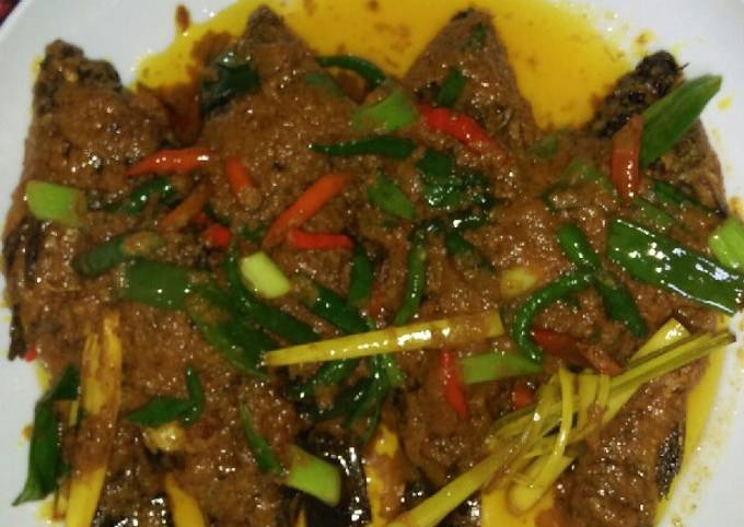 Resep Ikan mas bumbu kuning, Lezat