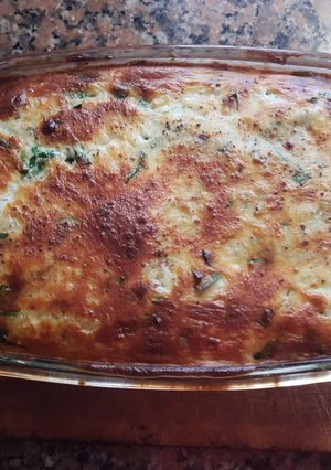 Una foto de Budín de fideos de arroz y espinaca♥️🥬🥚🥗🍷