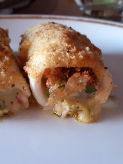 Una foto de Filet de Pejerrey relleno crocante