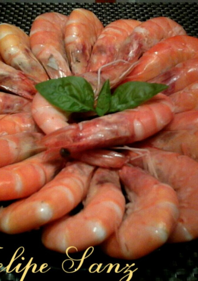 Una foto de Langostinos cocidos