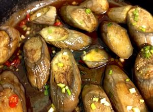 Hình của món Cà tím kho nước tương.