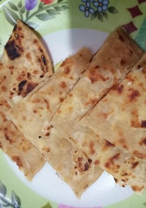 चीज़ी पराठा (Cheese pratha recipe in Hindi) रेसिपी मुख्य फोटो